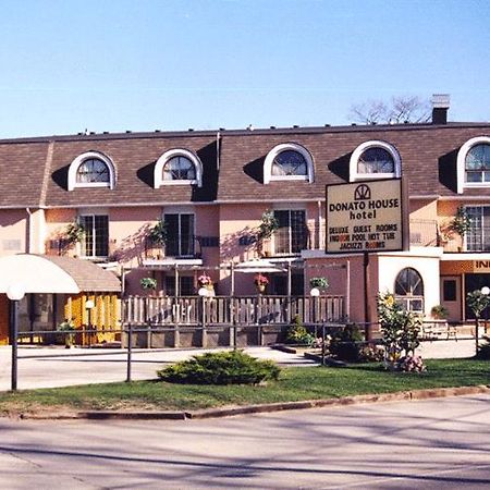 Travelodge By Wyndham Wasaga Beach Exterior photo